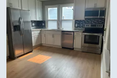 325  Wilson Ave, Waukesha, WI 53186 - Photo 9