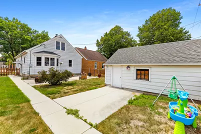 4026 W Oklahoma Ave, Milwaukee, WI 53215 - Photo 17