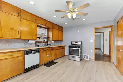 4026 W Oklahoma Ave, Milwaukee, WI 53215 - Photo 5