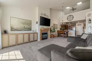 W206N16753 Blackberry Cir, Jackson, WI 53037 - Photo 7