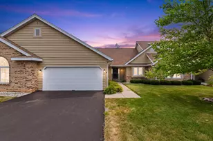 846 Shoal Creek, Racine, WI 53185 - Photo 35