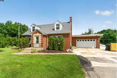 606 E Decorah Rd, West Bend, WI 53095 - Photo 39
