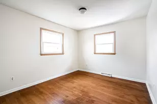 1537 S 96th St, West Allis, WI 53214 - Photo 35