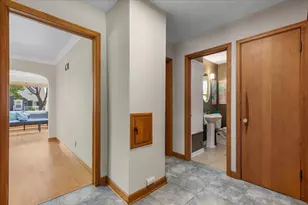 2650 N 70th St, Wauwatosa, WI 53213 - Photo 13