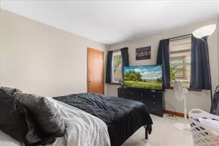 2650 N 70th St, Wauwatosa, WI 53213 - Photo 25