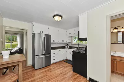 8055  Monroe St, Burlington, WI 53105 - Photo 5