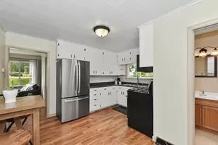 8055 Monroe St, Burlington, WI 53105 - Photo 5