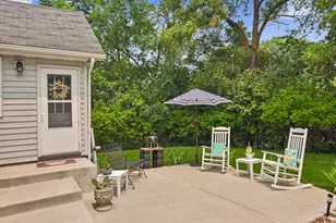 8055 Monroe St, Burlington, WI 53105 - Photo 23