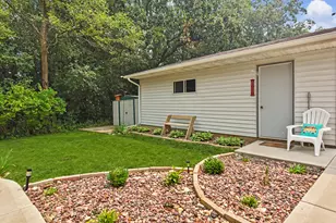 8055 Monroe St, Burlington, WI 53105 - Photo 25