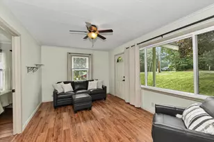 8055 Monroe St, Burlington, WI 53105 - Photo 11