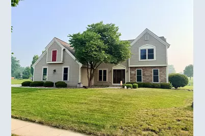 N164W20980  Glen Brooke Dr, Jackson, WI 53037 - Photo 1