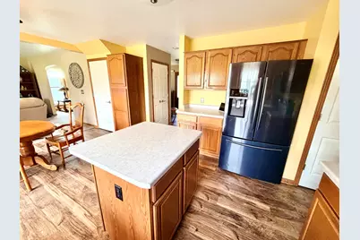 N164W20980  Glen Brooke Dr, Jackson, WI 53037 - Photo 7