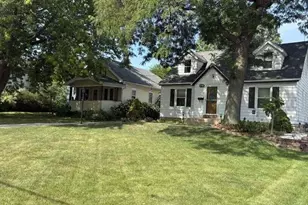 3167 S 84th St, Milwaukee, WI 53227 - Photo 3