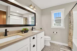 7917 Creek View Ln, Racine, WI 53406 - Photo 27