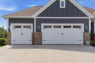 7917 Creek View Ln, Racine, WI 53406 - Photo 3