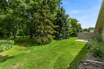 626 W Prospect St, Hartford, WI 53027 - Photo 29