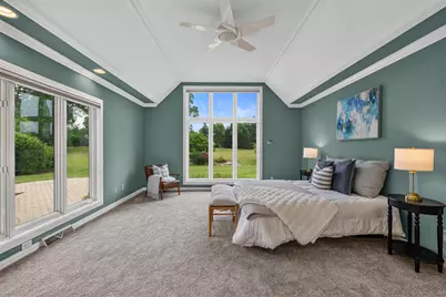 2810 W Golf Cir, Mequon, WI 53092 - Photo 15