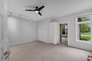 2810 W Golf Cir, Mequon, WI 53092 - Photo 25