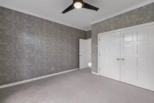 2810 W Golf Cir, Mequon, WI 53092 - Photo 27