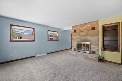 S78W20783  Hillendale Dr, Muskego, WI 53150 - Photo 7