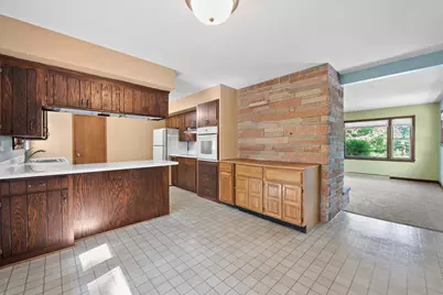 S78W20783  Hillendale Dr, Muskego, WI 53150 - Photo 13