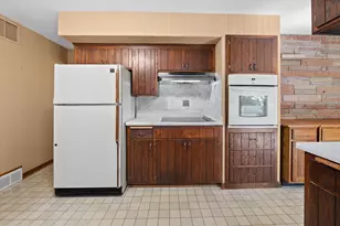 S78W20783 Hillendale Dr, Muskego, WI 53150 - Photo 17