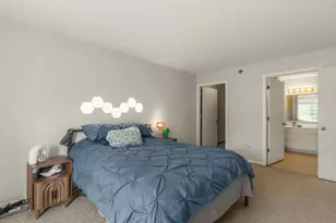 8581 Lexington Pl, Pleasant Prairie, WI 53158 - Photo 15