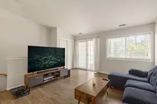 8581 Lexington Pl, Pleasant Prairie, WI 53158 - Photo 5
