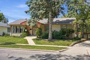 6235 N 95th St, Milwaukee, WI 53225 - Photo 39