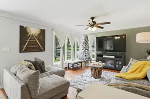 6235 N 95th St, Milwaukee, WI 53225 - Photo 3