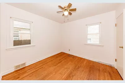 3536 S 16th St, Milwaukee, WI 53221 - Photo 13