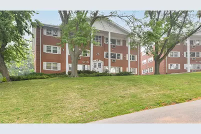 245  Country Club Dr #2C, Lake Geneva, WI 53147 - Photo 23