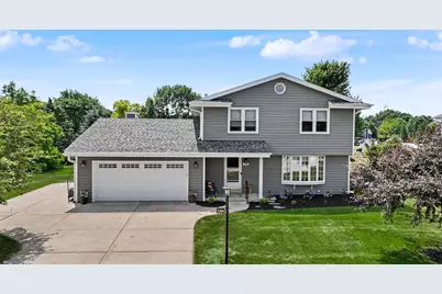 3269 E Carollton Dr, Oak Creek, WI 53154 - Photo 1