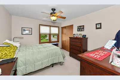 3269 E Carollton Dr, Oak Creek, WI 53154 - Photo 29