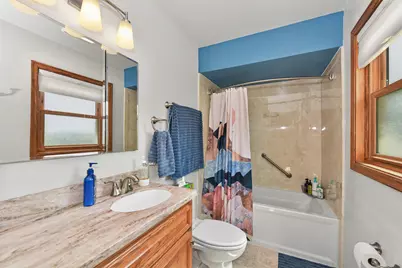3269 E Carollton Dr, Oak Creek, WI 53154 - Photo 27