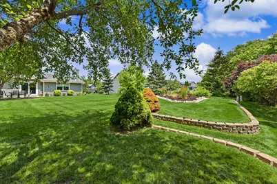 3269 E Carollton Dr, Oak Creek, WI 53154 - Photo 5