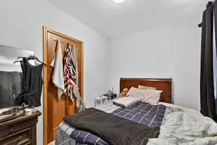 2553 S 12th St, Milwaukee, WI 53215 - Photo 11