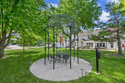 6235 S Creekside Dr #21, Cudahy, WI 53110 - Photo 25