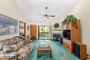 374 Park Hill Dr, Pewaukee, WI 53072 - Photo 11