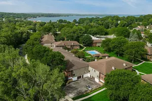 374 Park Hill Dr, Pewaukee, WI 53072 - Photo 21