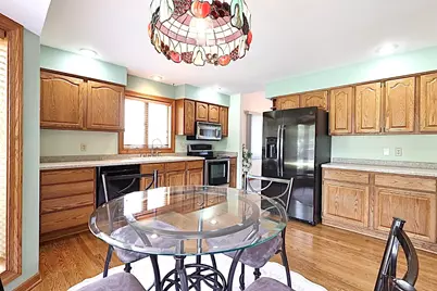 9009  33rd Ave, Kenosha, WI 53142 - Photo 3