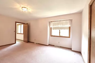 9009  33rd Ave, Kenosha, WI 53142 - Photo 25