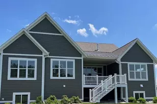 W214N4987 Casey Ct, Menomonee Falls, WI 53051 - Photo 3