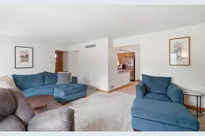 N52W15412  El Rio Dr, Menomonee Falls, WI 53051 - Photo 7