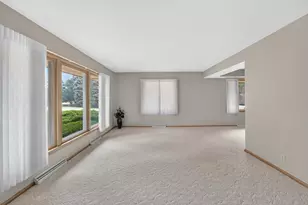 1217 Fariway Dr, Racine, WI 53405 - Photo 3