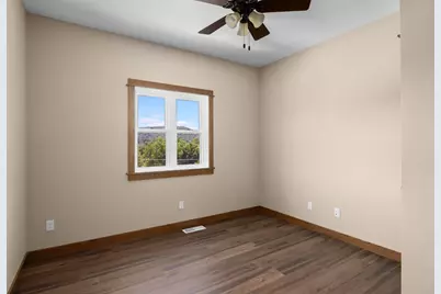 407  McCormick Pl, Chaseburg, WI 54621 - Photo 19