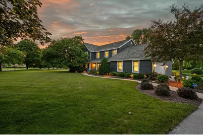 11912 N Lantern Ln, Mequon, WI 53092 - Photo 33
