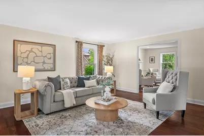 11912 N Lantern Ln, Mequon, WI 53092 - Photo 5
