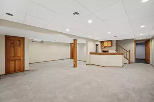 11912 N Lantern Ln, Mequon, WI 53092 - Photo 29