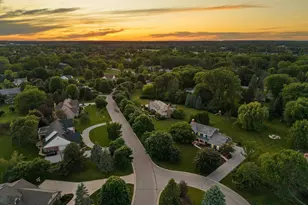 11912 N Lantern Ln, Mequon, WI 53092 - Photo 39